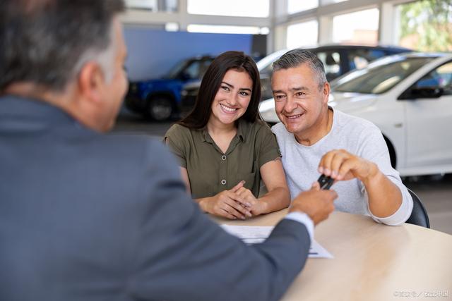 2025汽車銷售服務(wù)升級(jí) 從單一賣車到全鏈路“車生活”生態(tài)構(gòu)建